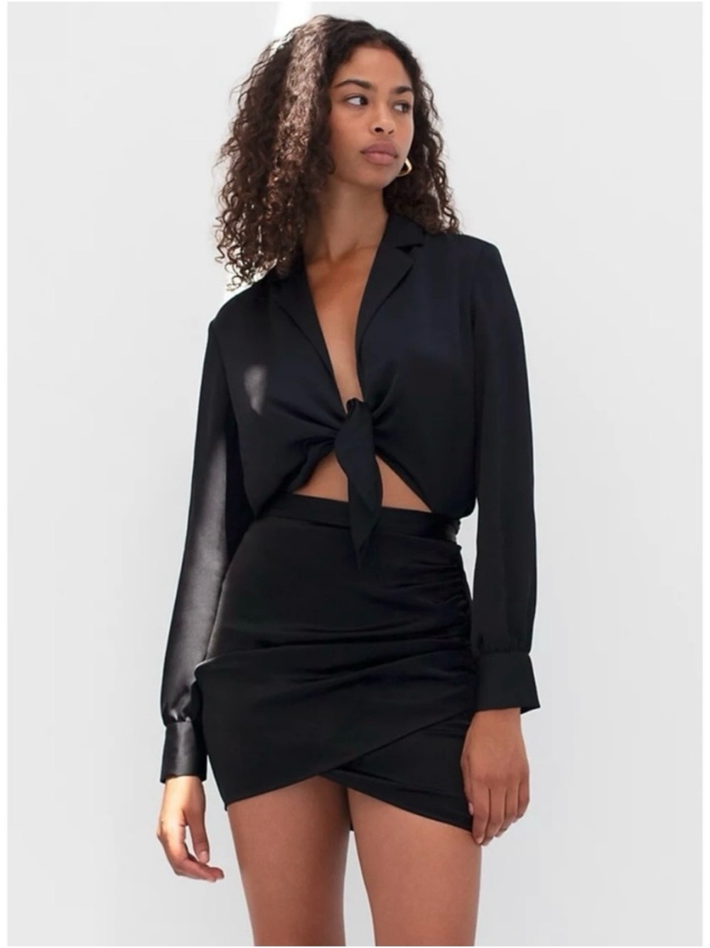 Aritzia Babaton Ace Bodysuit Black Tie-Front Long Sleeve Minimal Tie Front Satin